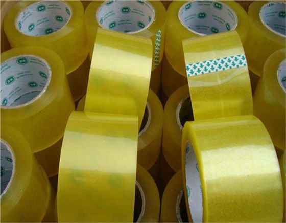 1559811883(1) 1559811883(1)